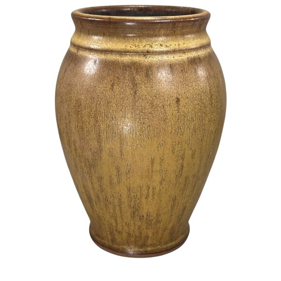 Studio Art Pottery Handmade Brown Ceramic Stoneware Vase Gloss Finish Signed PB - Picture 1 of 7